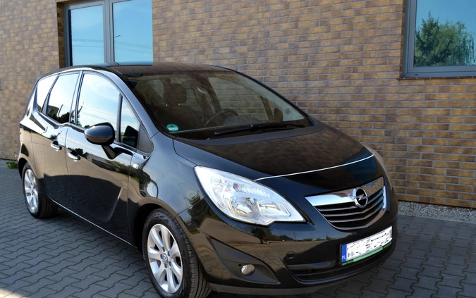 Opel Meriva cena 22800 przebieg: 199000, rok produkcji 2012 z Gostynin małe 781